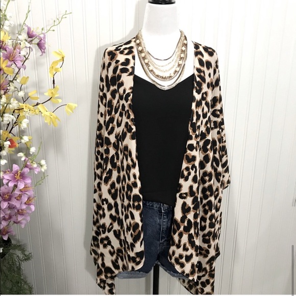 One Size Kimono Leopard Print Open Front - Picture 5 of 9